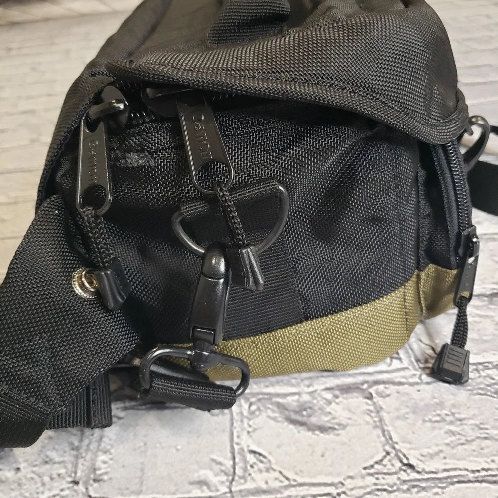 Canon Camera Bag Padded SLR Multi Strap Black & Green Carry Tote Shoulder Case